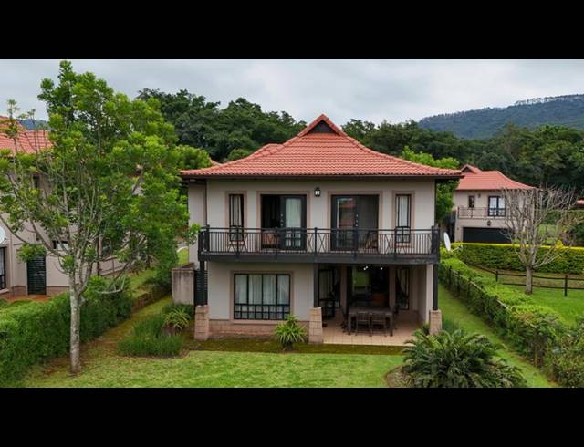 4 BEDROOM TOWNHOUSE FOR SALE IN MONTROSE